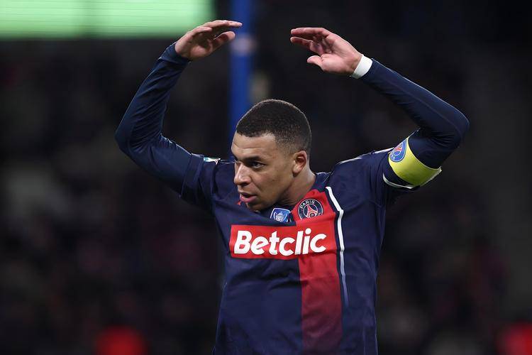 姆巴佩加冕欧洲金靴！皇马首季31球创历史，法甲锋霸终结19年等待